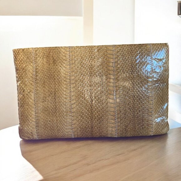 Clemente Handbags - Vintage 1970s Clemente Genuine Python Clutch • Tan Exotic Snakeskin • Disco Era
